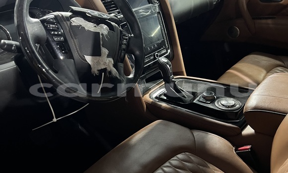 Acheter Occasion Voiture Infiniti QX80 Blanc à Brazzaville, Commune de Brazzaville Acheter Occasion Voiture Infiniti QX80 Blanc à Brazzaville, Commune de Brazzaville