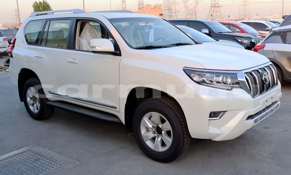 Buy Used Toyota Prado White Car in Brazzaville in Municipality of Brazzaville Buy Used Toyota Prado White Car in Brazzaville in Municipality of Brazzaville
