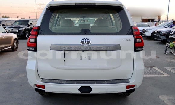 Buy Used Toyota Prado White Car in Brazzaville in Municipality of Brazzaville Buy Used Toyota Prado White Car in Brazzaville in Municipality of Brazzaville