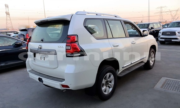 Buy Used Toyota Prado White Car in Brazzaville in Municipality of Brazzaville Buy Used Toyota Prado White Car in Brazzaville in Municipality of Brazzaville