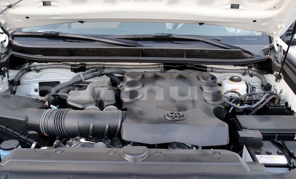 Buy Used Toyota Prado White Car in Brazzaville in Municipality of Brazzaville Buy Used Toyota Prado White Car in Brazzaville in Municipality of Brazzaville