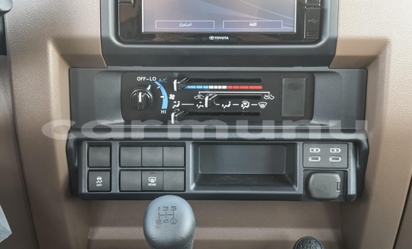 Acheter Neuf Voiture Toyota Land Cruiser Gris à Brazzaville, Commune de Brazzaville Acheter Neuf Voiture Toyota Land Cruiser Gris à Brazzaville, Commune de Brazzaville