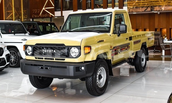Acheter Neuf Voiture Toyota Land Cruiser Marron à Brazzaville, Commune de Brazzaville Acheter Neuf Voiture Toyota Land Cruiser Marron à Brazzaville, Commune de Brazzaville