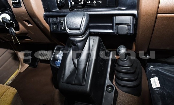 Acheter Neuf Voiture Toyota Land Cruiser Marron à Brazzaville, Commune de Brazzaville Acheter Neuf Voiture Toyota Land Cruiser Marron à Brazzaville, Commune de Brazzaville