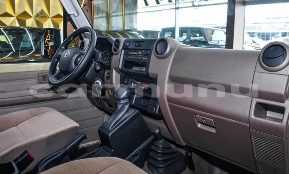 Acheter Neuf Voiture Toyota Land Cruiser Marron à Brazzaville, Commune de Brazzaville Acheter Neuf Voiture Toyota Land Cruiser Marron à Brazzaville, Commune de Brazzaville