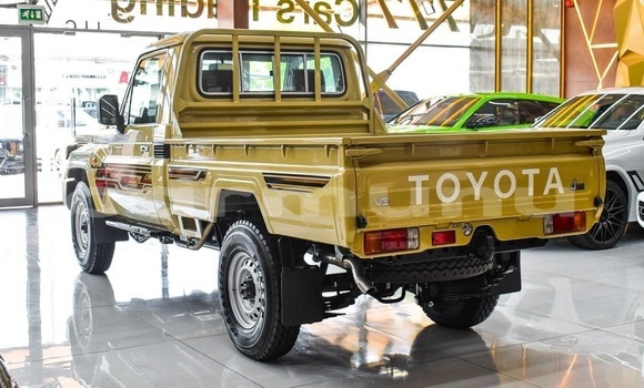 Acheter Neuf Voiture Toyota Land Cruiser Marron à Brazzaville, Commune de Brazzaville Acheter Neuf Voiture Toyota Land Cruiser Marron à Brazzaville, Commune de Brazzaville