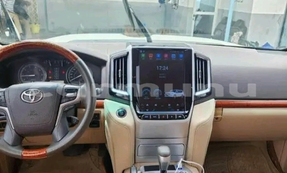 Buy New Toyota Land Cruiser White Car in Brazzaville in Municipality of Brazzaville Buy New Toyota Land Cruiser White Car in Brazzaville in Municipality of Brazzaville