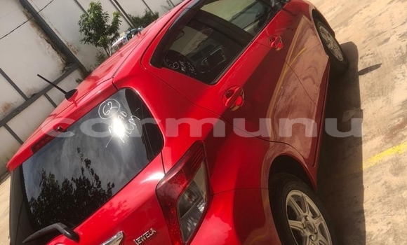 Acheter Occasion Voiture Toyota Yaris Rouge à Pointe–Noire, Région du Kouilou Acheter Occasion Voiture Toyota Yaris Rouge à Pointe–Noire, Région du Kouilou