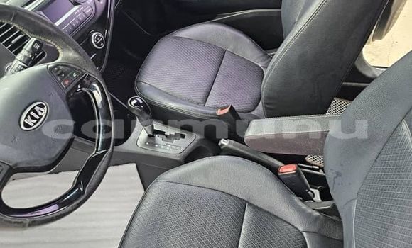 Acheter Occasion Voiture Kia Morning Blanc à Brazzaville, Commune de Brazzaville Acheter Occasion Voiture Kia Morning Blanc à Brazzaville, Commune de Brazzaville