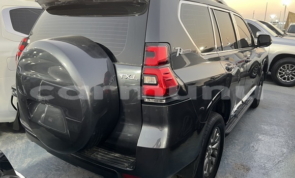 Acheter Occasion Voiture Toyota Prado Noir à Brazzaville, Commune de Brazzaville Acheter Occasion Voiture Toyota Prado Noir à Brazzaville, Commune de Brazzaville