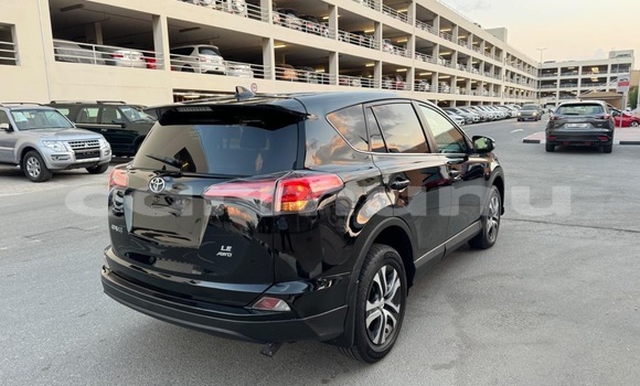 Acheter Occasion Voiture Toyota RAV4 Noir à Brazzaville, Commune de Brazzaville Acheter Occasion Voiture Toyota RAV4 Noir à Brazzaville, Commune de Brazzaville
