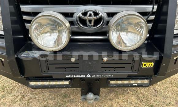 Acheter Occasion Voiture Toyota Land Cruiser Prado Blanc à Import - Dubai, Région de la Bouenza Acheter Occasion Voiture Toyota Land Cruiser Prado Blanc à Import - Dubai, Région de la Bouenza