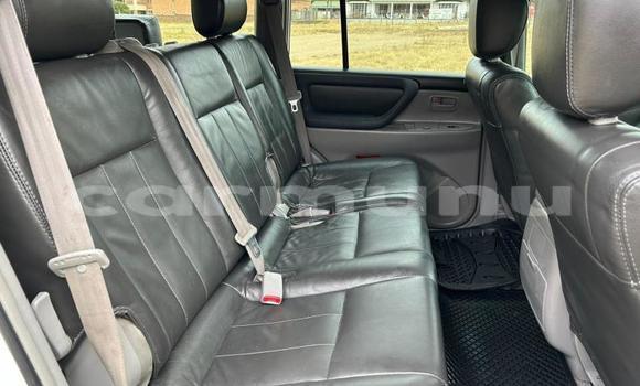 Acheter Occasion Voiture Toyota Land Cruiser Prado Blanc à Import - Dubai, Région de la Bouenza Acheter Occasion Voiture Toyota Land Cruiser Prado Blanc à Import - Dubai, Région de la Bouenza