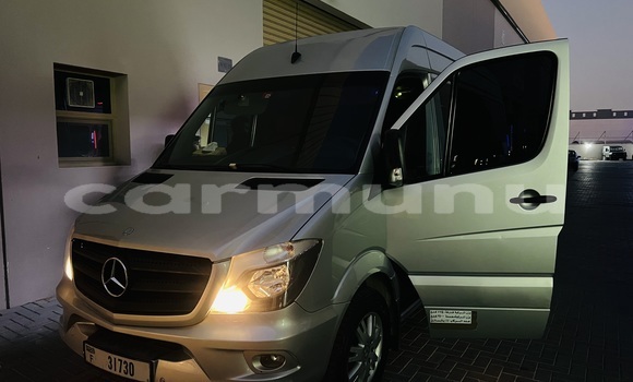 Acheter Neuf Voiture Mercedes Viano Gris à Brazzaville, Commune de Brazzaville Acheter Neuf Voiture Mercedes Viano Gris à Brazzaville, Commune de Brazzaville