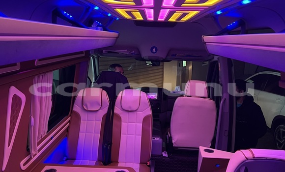 Acheter Neuf Voiture Mercedes Viano Gris à Brazzaville, Commune de Brazzaville Acheter Neuf Voiture Mercedes Viano Gris à Brazzaville, Commune de Brazzaville