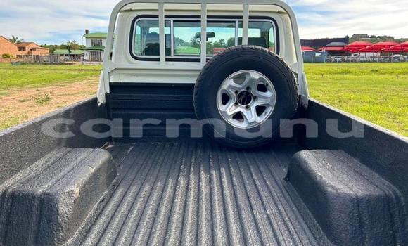 Acheter Occasion Voiture Toyota Land Cruiser Blanc à Import - Dubai, Région de la Bouenza Acheter Occasion Voiture Toyota Land Cruiser Blanc à Import - Dubai, Région de la Bouenza