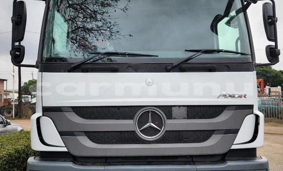 Acheter Occasion Utilitaire Mercedes‒Benz Truck Autre à Import - Dubai, Région de la Bouenza Acheter Occasion Utilitaire Mercedes‒Benz Truck Autre à Import - Dubai, Région de la Bouenza