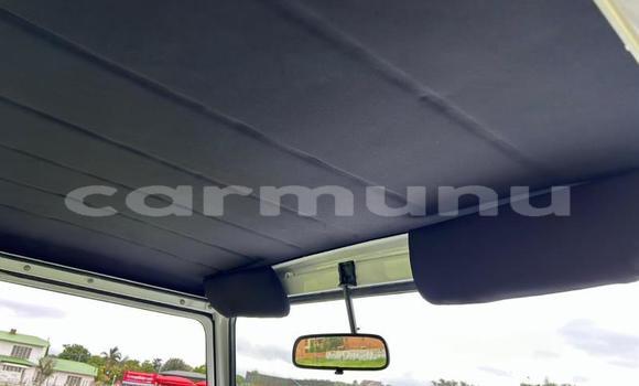 Acheter Occasion Voiture Toyota Land Cruiser Blanc à Import - Dubai, Région de la Bouenza Acheter Occasion Voiture Toyota Land Cruiser Blanc à Import - Dubai, Région de la Bouenza