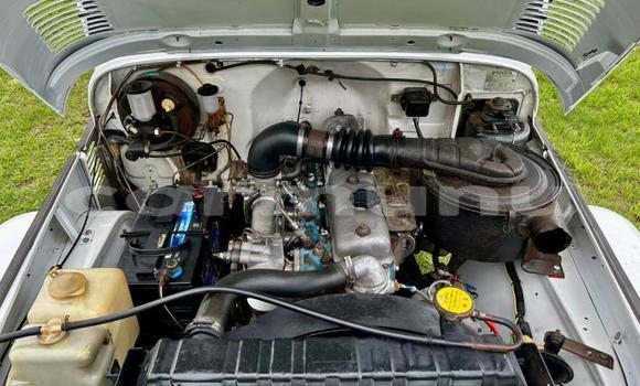 Acheter Occasion Voiture Toyota Land Cruiser Blanc à Import - Dubai, Région de la Bouenza Acheter Occasion Voiture Toyota Land Cruiser Blanc à Import - Dubai, Région de la Bouenza