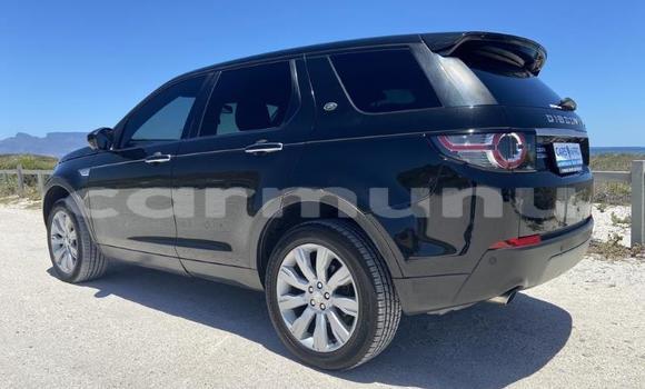 Acheter Occasion Voiture Land Rover Discovery Sport Noir à Import - Dubai, Région de la Bouenza Acheter Occasion Voiture Land Rover Discovery Sport Noir à Import - Dubai, Région de la Bouenza