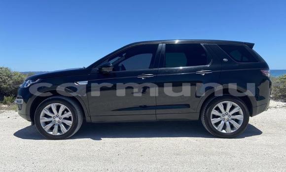 Acheter Occasion Voiture Land Rover Discovery Sport Noir à Import - Dubai, Région de la Bouenza Acheter Occasion Voiture Land Rover Discovery Sport Noir à Import - Dubai, Région de la Bouenza