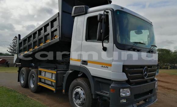 Buy Used Mercedes‒Benz Tipper Other Truck in Import - Dubai in Region of Bouenza Buy Used Mercedes‒Benz Tipper Other Truck in Import - Dubai in Region of Bouenza