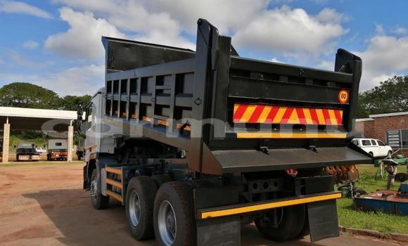 Buy Used Mercedes‒Benz Tipper Other Truck in Import - Dubai in Region of Bouenza Buy Used Mercedes‒Benz Tipper Other Truck in Import - Dubai in Region of Bouenza