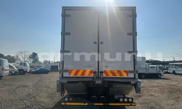 Buy Used Nissan UD White Truck in Import - Dubai in Region of Bouenza Buy Used Nissan UD White Truck in Import - Dubai in Region of Bouenza