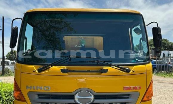 Buy Used Hino 714 Other Truck in Import - Dubai in Region of Bouenza Buy Used Hino 714 Other Truck in Import - Dubai in Region of Bouenza