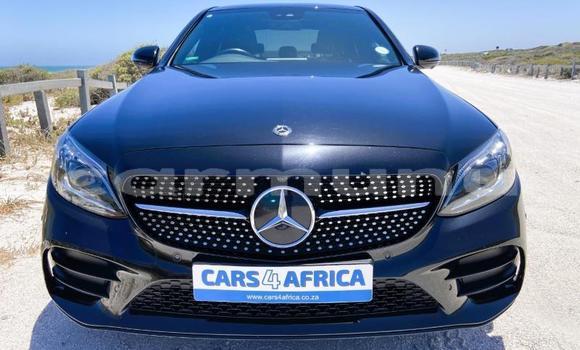 Acheter Occasion Voiture Mercedes-Benz C–Class Noir à Import - Dubai, Région de la Bouenza Acheter Occasion Voiture Mercedes-Benz C–Class Noir à Import - Dubai, Région de la Bouenza