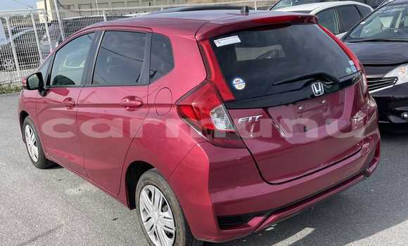 Acheter Occasion Voiture Honda FIT Rouge à Import - Dubai, Région de la Bouenza Acheter Occasion Voiture Honda FIT Rouge à Import - Dubai, Région de la Bouenza