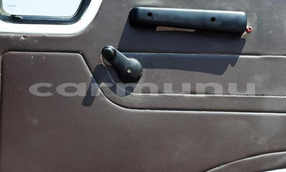 Buy Used Mercedes‒Benz Truck White Truck in Import - Dubai in Region of Bouenza Buy Used Mercedes‒Benz Truck White Truck in Import - Dubai in Region of Bouenza