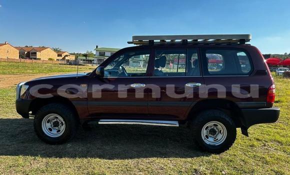 Acheter Occasion Voiture Toyota Land Cruiser Prado Rouge à Import - Dubai, Région de la Bouenza Acheter Occasion Voiture Toyota Land Cruiser Prado Rouge à Import - Dubai, Région de la Bouenza