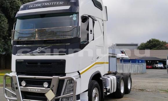 Acheter Occasion Utilitaire Volvo F4 Autre à Brazzaville, Commune de Brazzaville Acheter Occasion Utilitaire Volvo F4 Autre à Brazzaville, Commune de Brazzaville