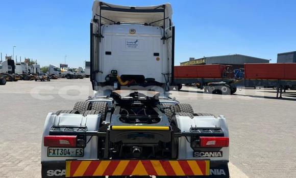 Buy Used Scania R420 White Truck in Import - Dubai in Region of Bouenza Buy Used Scania R420 White Truck in Import - Dubai in Region of Bouenza