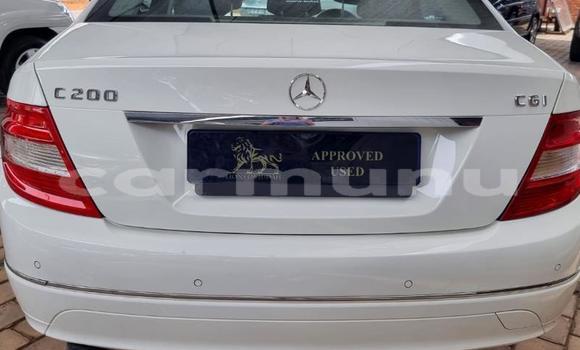 Acheter Occasion Voiture Mercedes-Benz C–Class Blanc à Import - Dubai, Région de la Bouenza Acheter Occasion Voiture Mercedes-Benz C–Class Blanc à Import - Dubai, Région de la Bouenza