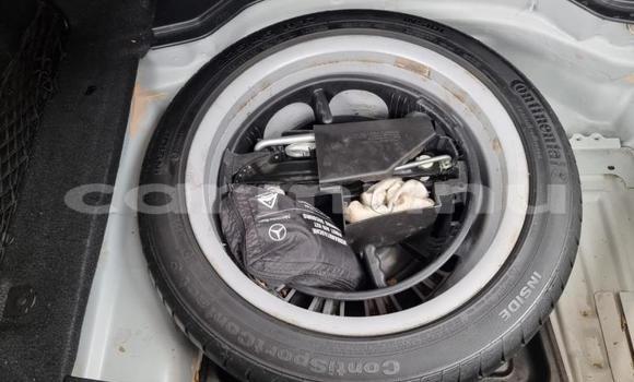 Acheter Occasion Voiture Mercedes-Benz C–Class Blanc à Import - Dubai, Région de la Bouenza Acheter Occasion Voiture Mercedes-Benz C–Class Blanc à Import - Dubai, Région de la Bouenza