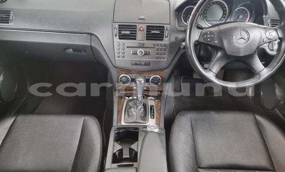 Acheter Occasion Voiture Mercedes-Benz C–Class Blanc à Import - Dubai, Région de la Bouenza Acheter Occasion Voiture Mercedes-Benz C–Class Blanc à Import - Dubai, Région de la Bouenza