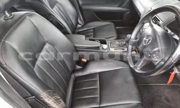 Acheter Occasion Voiture Mercedes-Benz C–Class Blanc à Import - Dubai, Région de la Bouenza Acheter Occasion Voiture Mercedes-Benz C–Class Blanc à Import - Dubai, Région de la Bouenza