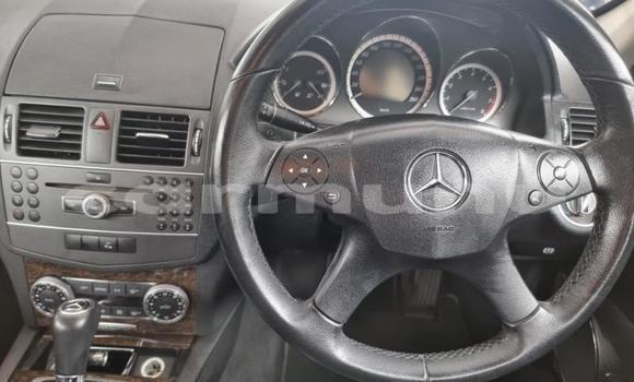 Acheter Occasion Voiture Mercedes-Benz C–Class Blanc à Import - Dubai, Région de la Bouenza Acheter Occasion Voiture Mercedes-Benz C–Class Blanc à Import - Dubai, Région de la Bouenza