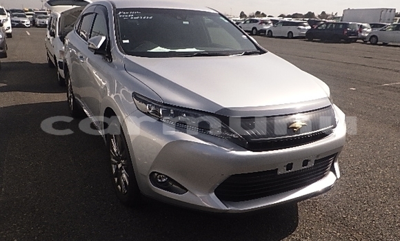 Buy Used Toyota Harrier Silver Car in Import - Dubai in Region of Bouenza Buy Used Toyota Harrier Silver Car in Import - Dubai in Region of Bouenza