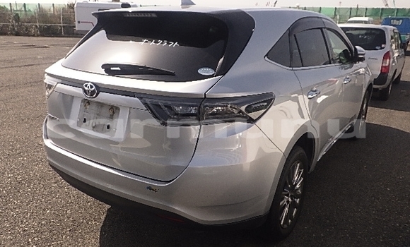 Buy Used Toyota Harrier Silver Car in Import - Dubai in Region of Bouenza Buy Used Toyota Harrier Silver Car in Import - Dubai in Region of Bouenza