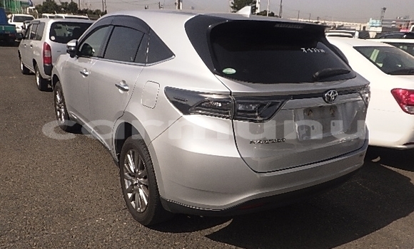 Buy Used Toyota Harrier Silver Car in Import - Dubai in Region of Bouenza Buy Used Toyota Harrier Silver Car in Import - Dubai in Region of Bouenza