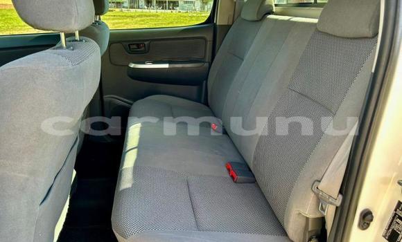 Acheter Occasion Voiture Toyota Hilux Blanc à Import - Dubai, Région de la Bouenza Acheter Occasion Voiture Toyota Hilux Blanc à Import - Dubai, Région de la Bouenza