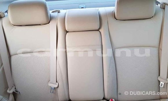 Buy Import Lexus ES White Car in Import - Dubai in Region of Bouenza Buy Import Lexus ES White Car in Import - Dubai in Region of Bouenza