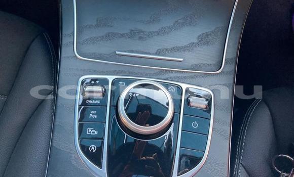 Acheter Occasion Voiture Mercedes-Benz C-Classe Rouge à Import - Dubai, Région de la Bouenza Acheter Occasion Voiture Mercedes-Benz C-Classe Rouge à Import - Dubai, Région de la Bouenza