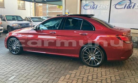 Acheter Occasion Voiture Mercedes-Benz C-Classe Rouge à Import - Dubai, Région de la Bouenza Acheter Occasion Voiture Mercedes-Benz C-Classe Rouge à Import - Dubai, Région de la Bouenza