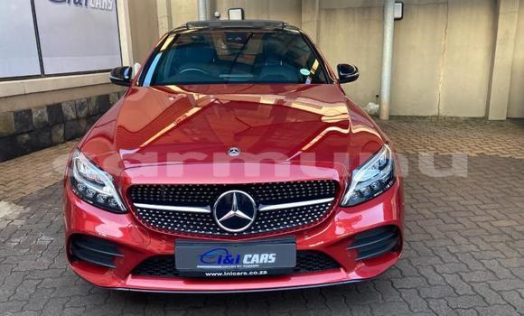 Acheter Occasion Voiture Mercedes-Benz C-Classe Rouge à Import - Dubai, Région de la Bouenza Acheter Occasion Voiture Mercedes-Benz C-Classe Rouge à Import - Dubai, Région de la Bouenza