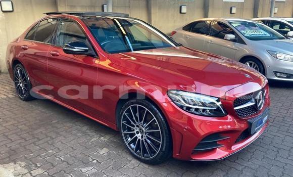 Acheter Occasion Voiture Mercedes-Benz C-Classe Rouge à Import - Dubai, Région de la Bouenza Acheter Occasion Voiture Mercedes-Benz C-Classe Rouge à Import - Dubai, Région de la Bouenza