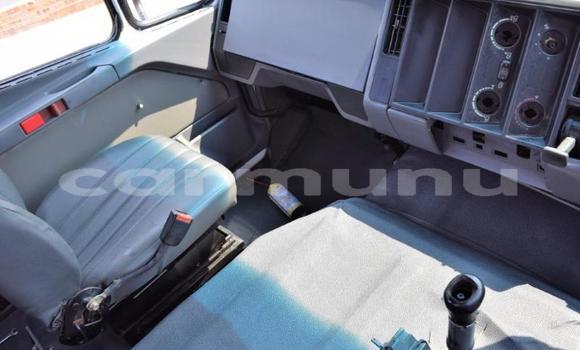 Buy Used Mercedes‒Benz Truck White Truck in Import - Dubai in Region of Bouenza Buy Used Mercedes‒Benz Truck White Truck in Import - Dubai in Region of Bouenza